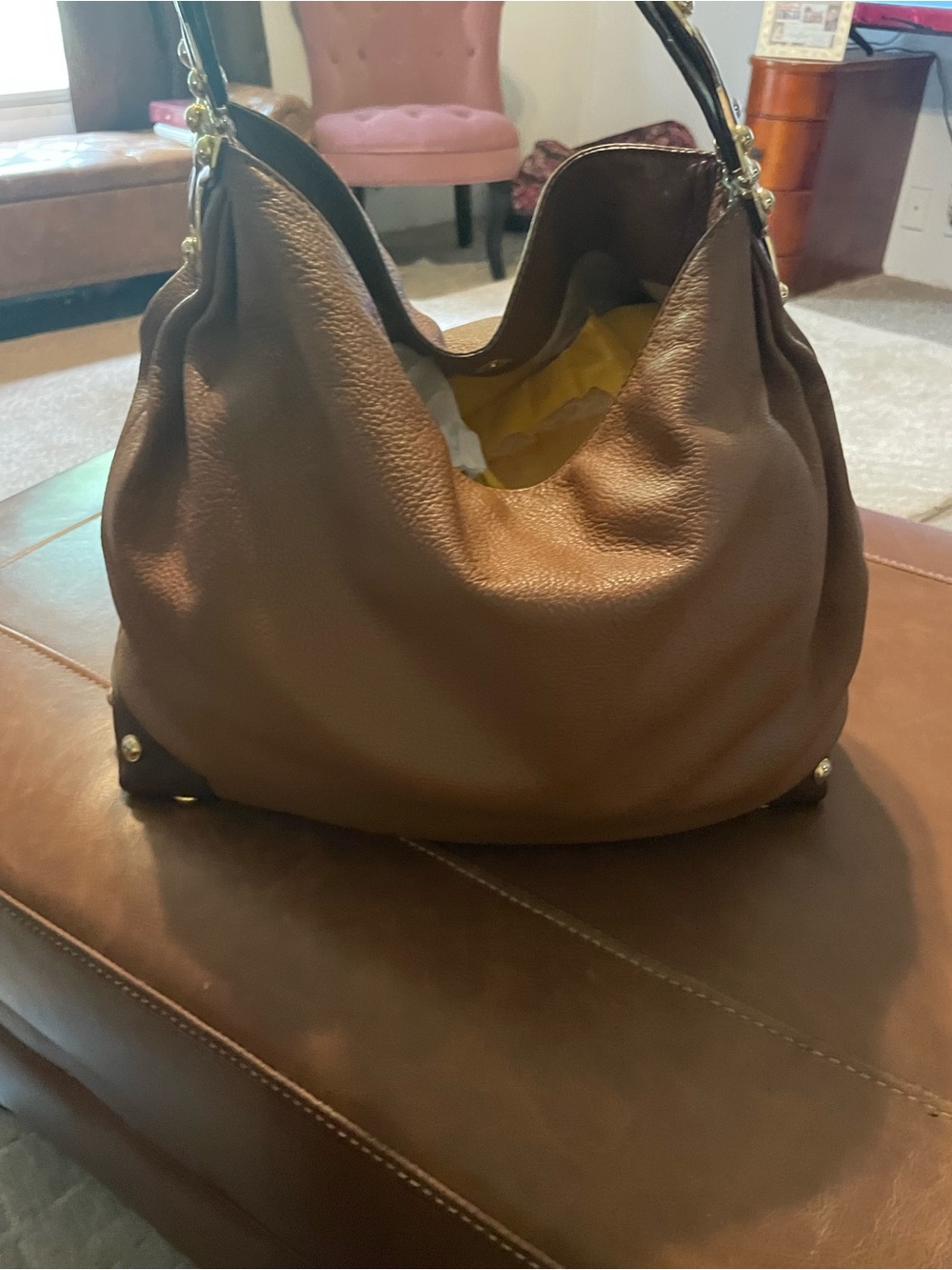 Michael Kors hobo bag and beautiful Florentine leather excellent condition